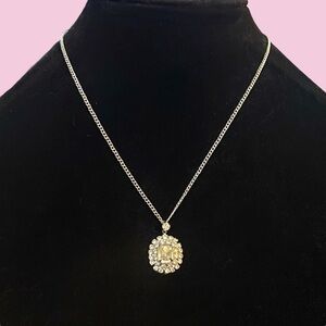 Vintage silver tone simulated diamonds pendant necklace